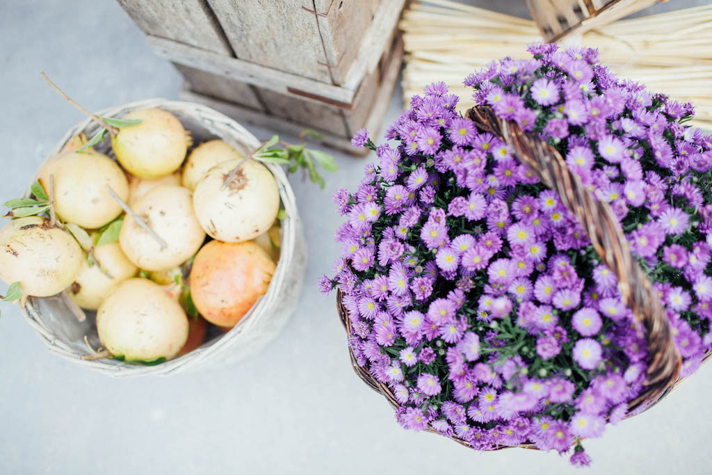 Addobbi matrimonio vegano con frutta e verdura