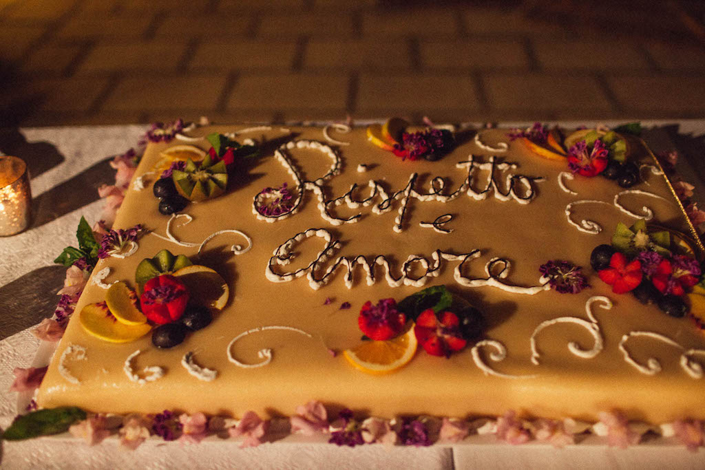 torta nuziale fatta in casa