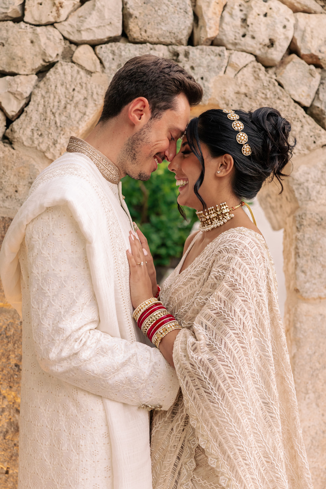 traditional clothes for indian wedding in Masseria Grieco in Italy