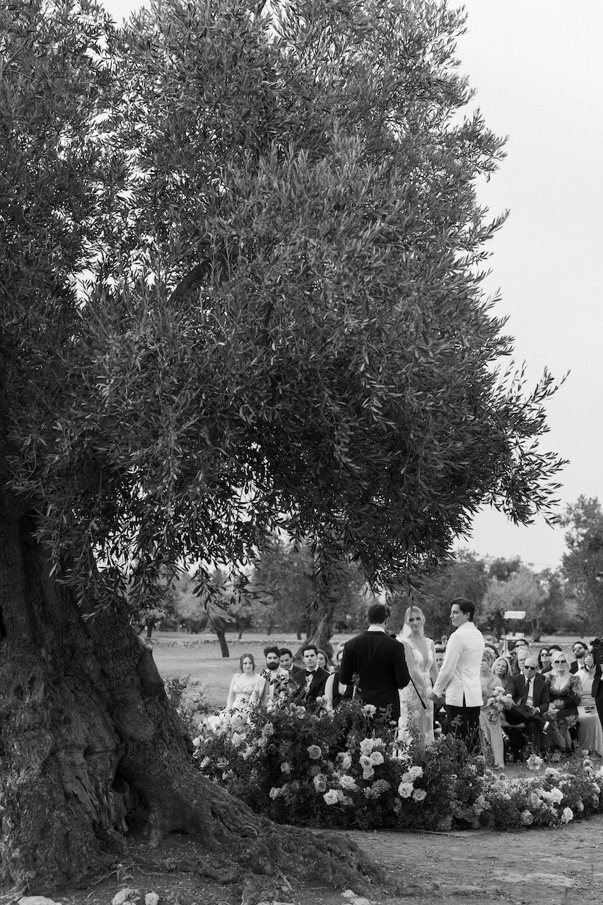 cerimonia nuziale all'aperto in Masseria Pettolecchia