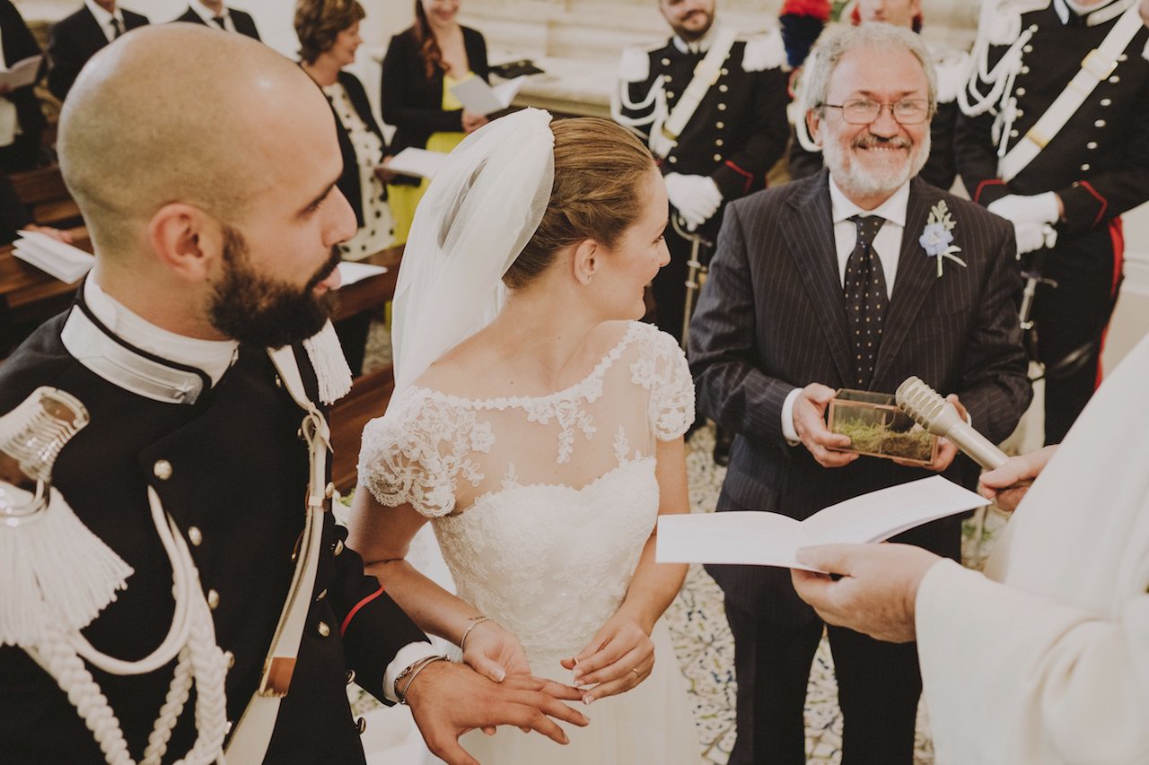 Allestimento floreale per matrimonio in chiesa