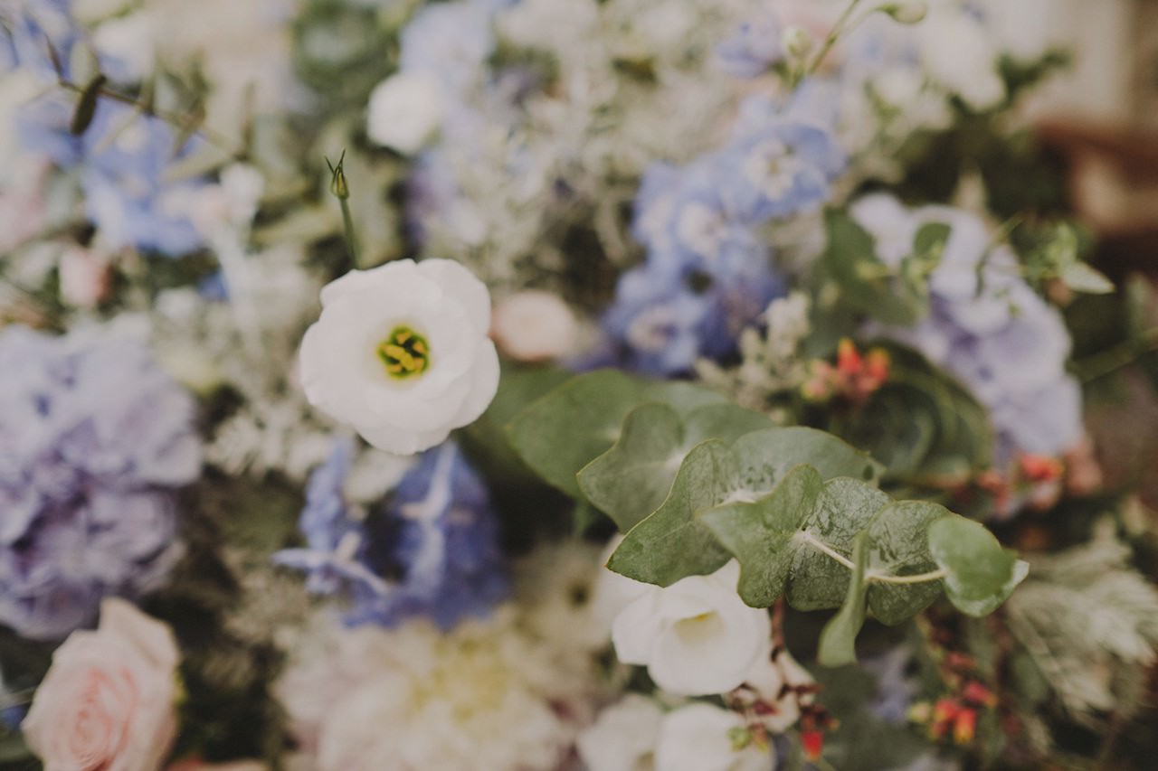 fiori matrimonio bianchi rosa e celesti