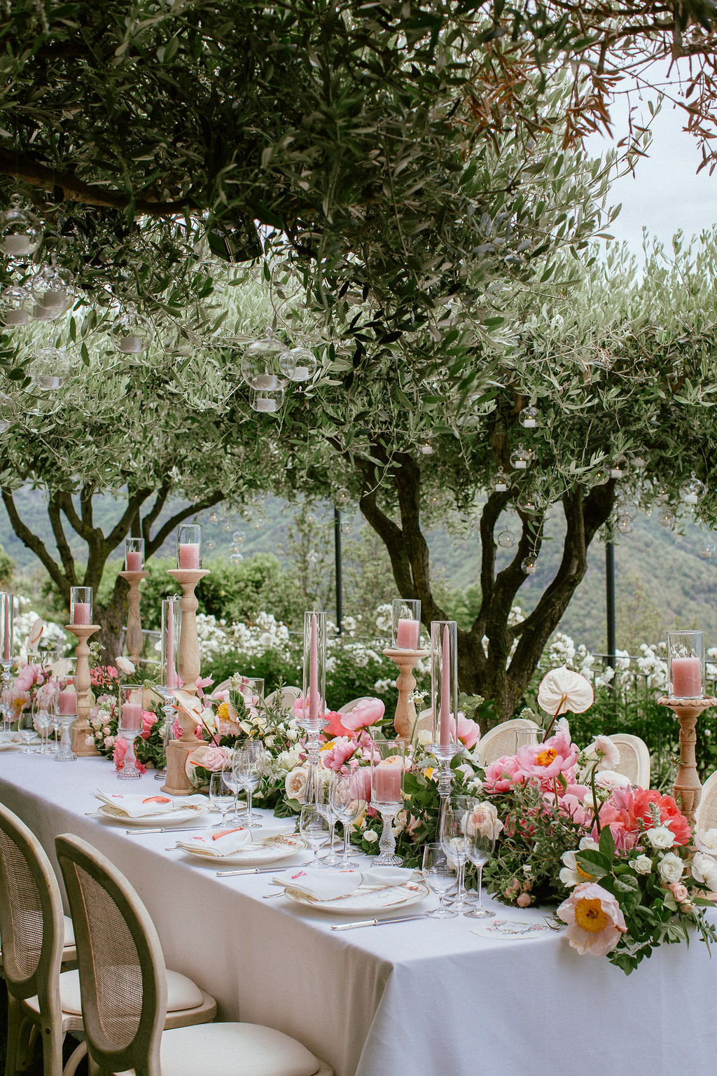 Spring inspired wedding tablescape