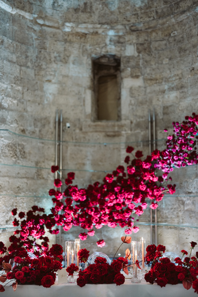 Le Lampare al Fortino flower wall